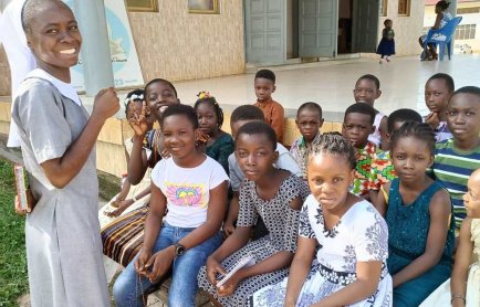Wyposażenie szkoły w Ghanie